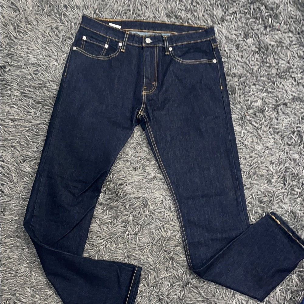 Levi’s 512 Men's dark wash Blue Jeans size 32x32